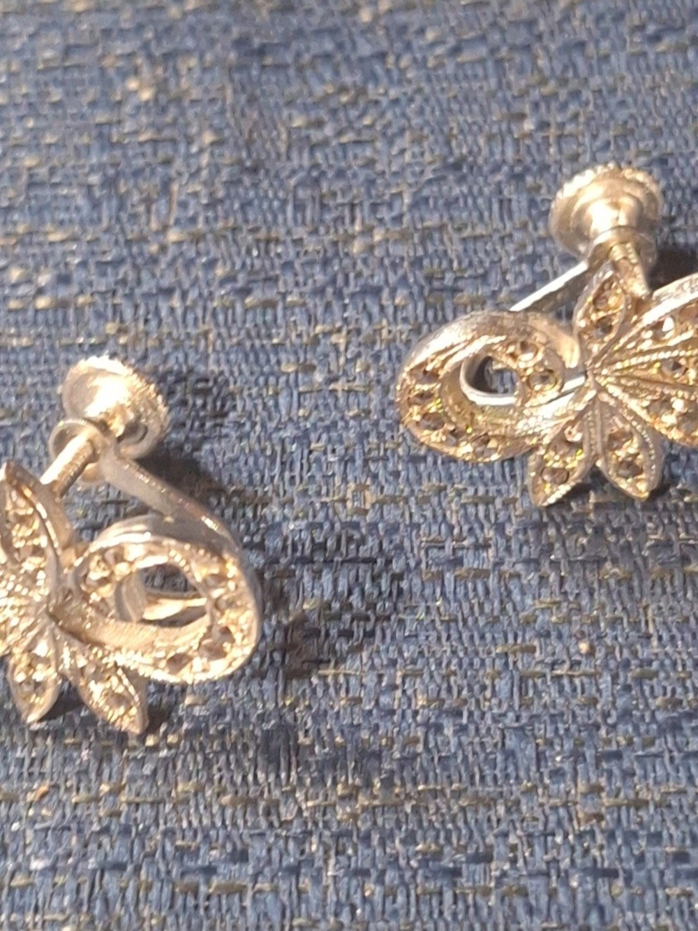 Vintage Silver Tone Floral Leaf Screw Back/clip Earrings - Elegant Women Jewelry - Picture 4 of 8